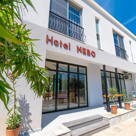 Nebo מלון 3*