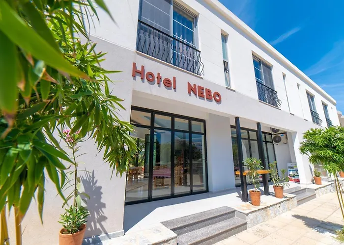 Nebo Hotel 3*
